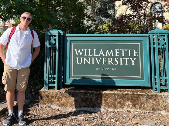 Cole Lindberg’s BA’24, MBA’25