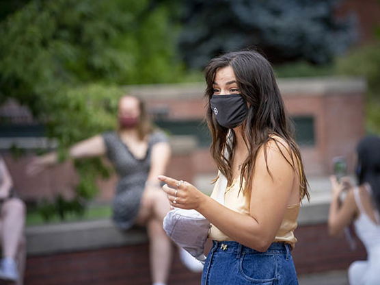 Students at Willamette's Opening Days event