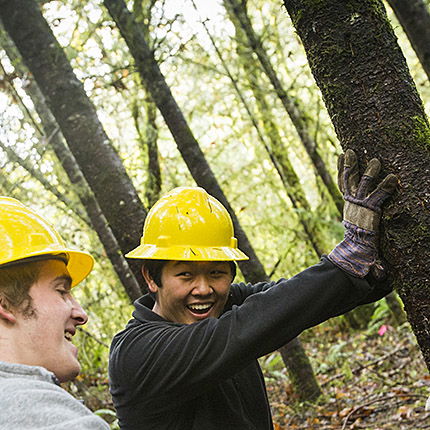 environmental science students at Willamette University