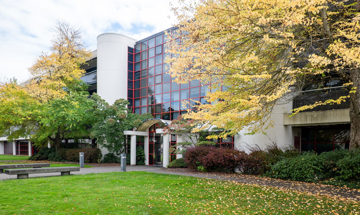 Front of Kaneko Commons at Willamette's Salem Campus