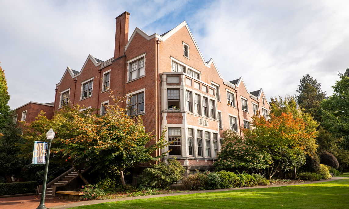 Front of Lausanne Hall located at Willamette's Salem campus