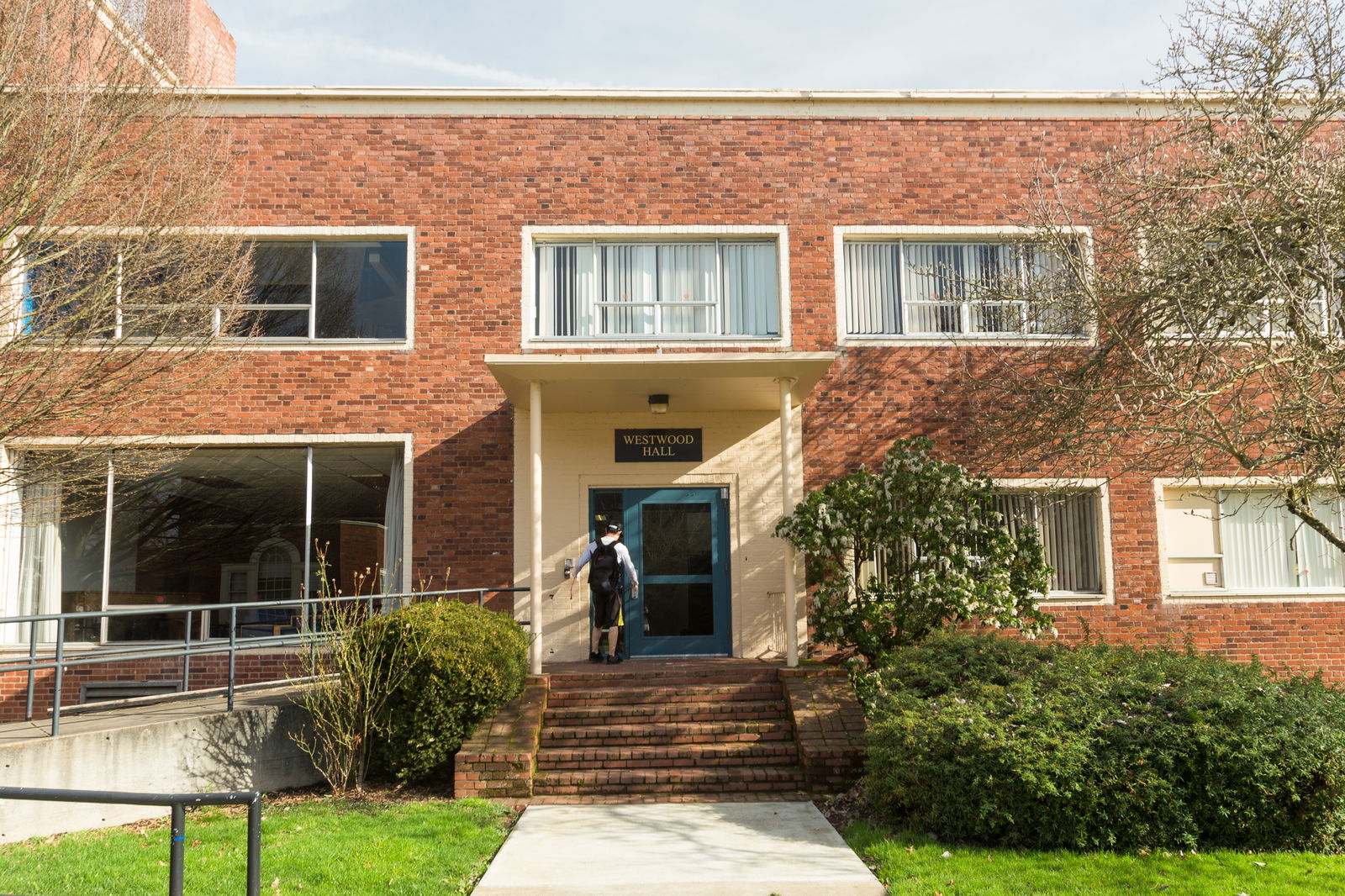 Housing: Westwood Hall | Willamette University