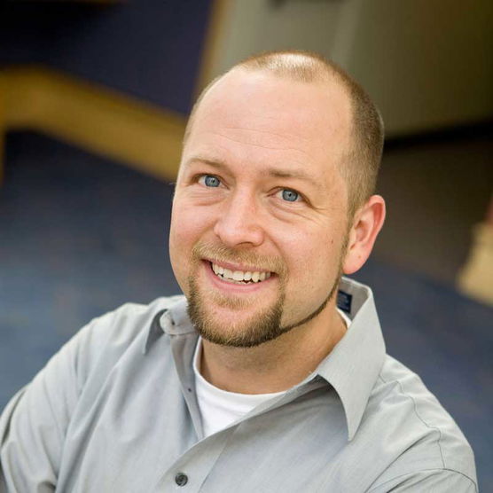 Headshot of Dr. Christopher Smith