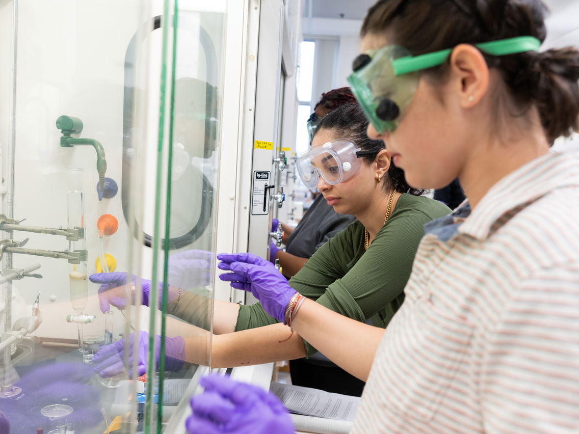 Students working in the chem lab. 