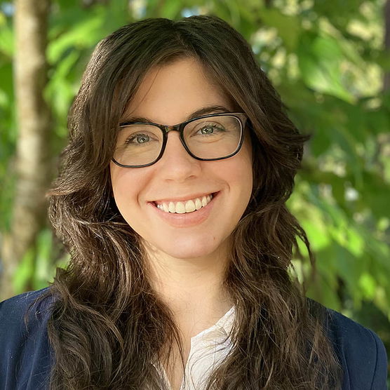 Headshot of Claire Hoffman